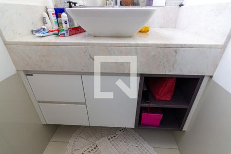 Casa de condomínio para alugar com 412m², 5 quartos e 4 vagasBanheiro da Suíte 4