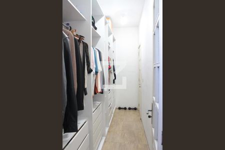 Casa à venda com 231m², 3 quartos e 2 vagasCloset Suíte