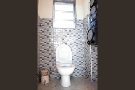 Casa à venda com 231m², 3 quartos e 2 vagasBanheiro Terraço