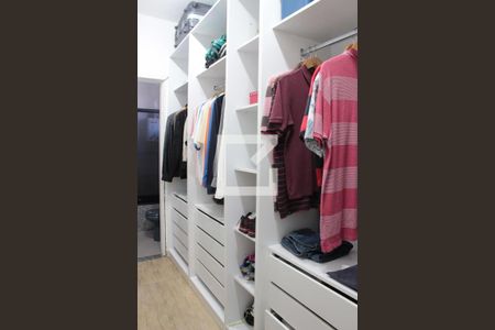 Casa à venda com 231m², 3 quartos e 2 vagasCloset Suíte