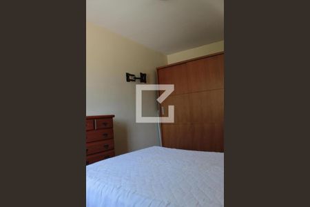 Casa à venda com 231m², 3 quartos e 2 vagasQuarto 2