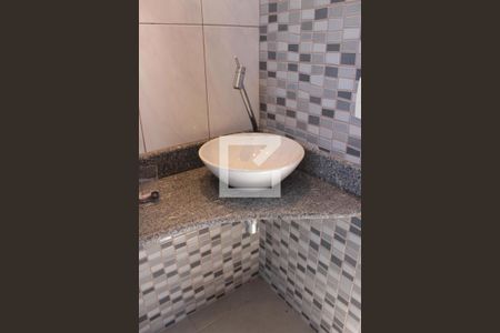 Casa à venda com 231m², 3 quartos e 2 vagasBanheiro Terraço