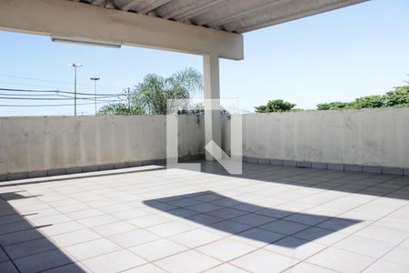 Casa à venda com 231m², 3 quartos e 2 vagasTerraço