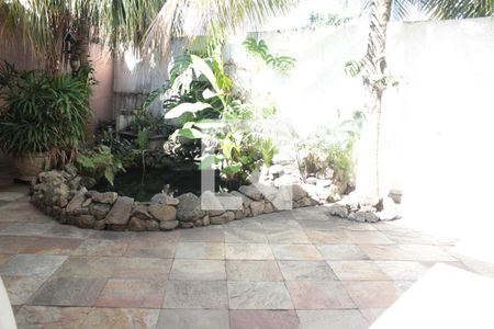 Casa à venda com 231m², 3 quartos e 2 vagasLago /Quintal