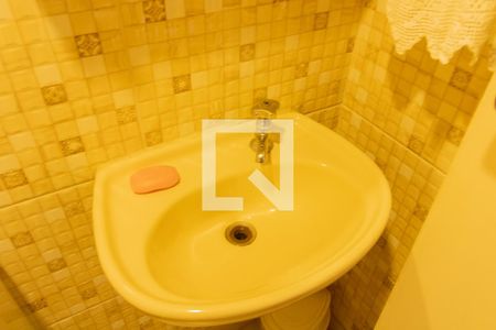 Apartamento à venda com 430m², 4 quartos e 4 vagasBanheiro de Serviço