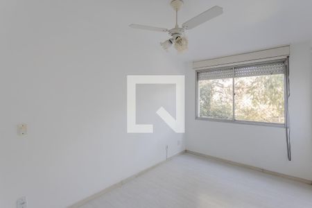 Quarto 2 de apartamento para alugar com 2 quartos, 70m² em Jardim Itu Sabará, Porto Alegre