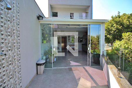 Casa à venda com 286m², 3 quartos e 4 vagasEspaço Gourmet