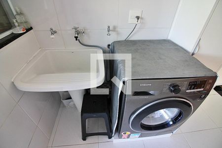 Casa à venda com 286m², 3 quartos e 4 vagasLavanderia