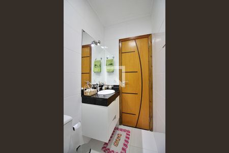 Casa à venda com 286m², 3 quartos e 4 vagasBanheiro Social