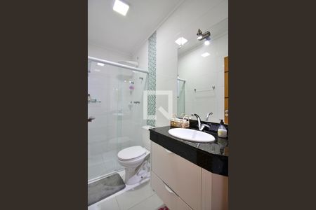 Casa à venda com 286m², 3 quartos e 4 vagasBanheiro Social