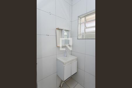 Casa para alugar com 50m², 2 quartos e 2 vagasBanheiro