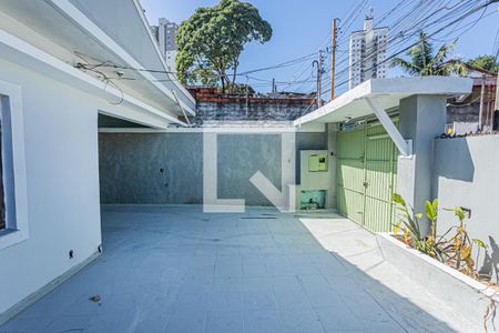 Casa para alugar com 50m², 2 quartos e 2 vagasGaragem e quintal