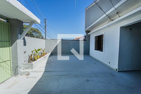 Casa para alugar com 50m², 2 quartos e 2 vagasGaragem e quintal