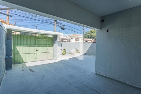 Casa para alugar com 50m², 2 quartos e 2 vagasGaragem e quintal