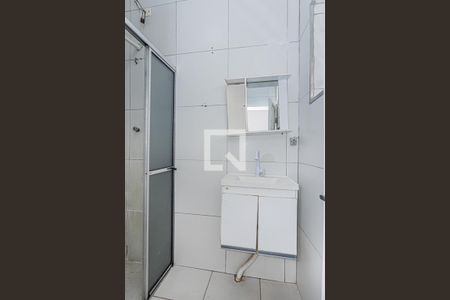 Casa para alugar com 50m², 2 quartos e 2 vagasBanheiro