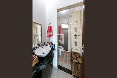 Casa à venda com 80m², 3 quartos e 1 vaga Casa à venda com 80m², 3 quartos e 1 vagaBanheiro Social