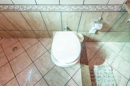 Casa à venda com 210m², 3 quartos e sem vagaBanheiro 2