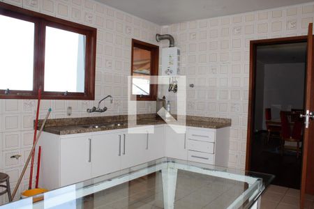 Casa para alugar com 361m², 5 quartos e 3 vagasCozinha