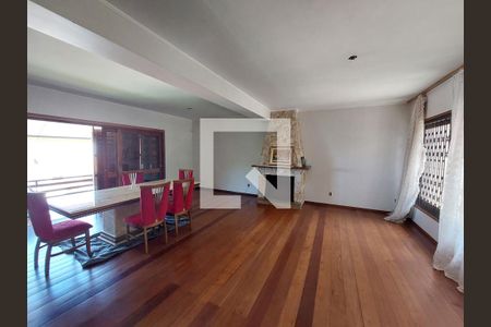 Sala de casa para alugar com 4 quartos, 361m² em Nonoai, Porto Alegre