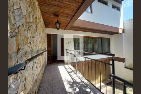 Casa para alugar com 361m², 5 quartos e 3 vagasFachada