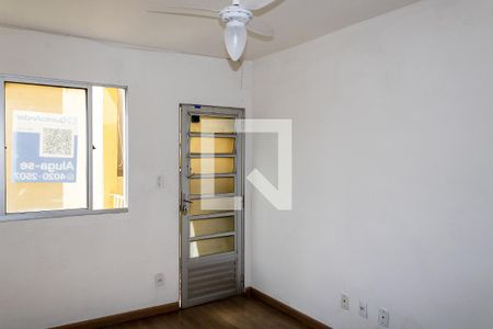 Sala de Apartamento com 2 quartos, 46m² Campo Grande