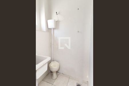 Banheiro de kitnet/studio para alugar com 1 quarto, 35m² em Feitoria, São Leopoldo