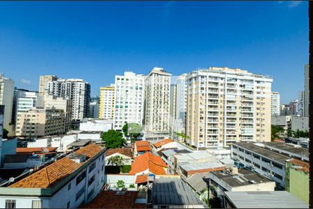Vista da Suite  de apartamento à venda com 3 quartos, 106m² em Icaraí, Niterói