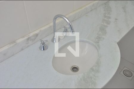Apartamento à venda com 77m², 3 quartos e 2 vagasBanheiro Suíte