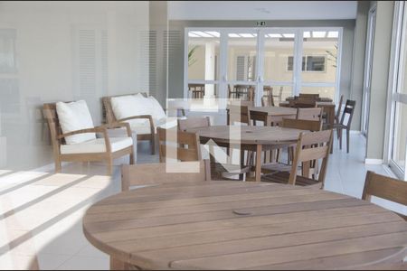 Apartamento à venda com 77m², 3 quartos e 2 vagasSalão de festas