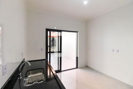 Casa à venda com 120m², 3 quartos e 2 vagasCozinha