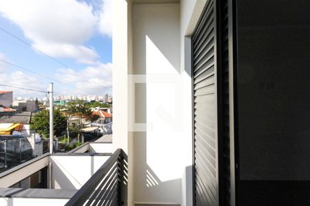 Casa à venda com 120m², 3 quartos e 2 vagasVaranda