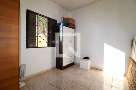 Quarto 1 de casa à venda com 4 quartos, 220m² em Mathias Velho, Canoas