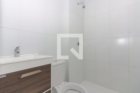 Banheiro da Suíte de apartamento à venda com 2 quartos, 51m² em Floresta, Porto Alegre