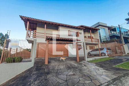 Casa à venda com 284m², 3 quartos e 5 vagasFachada