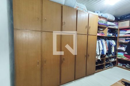 Casa à venda com 284m², 3 quartos e 5 vagasCloset da suíte 1