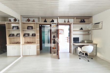 Casa à venda com 284m², 3 quartos e 5 vagasSuíte 1