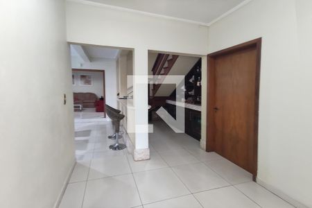 Casa à venda com 284m², 3 quartos e 5 vagasHall