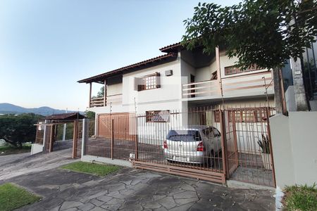 Casa à venda com 284m², 3 quartos e 5 vagasFachada