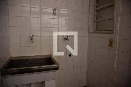 Apartamento para alugar com 141m², 3 quartos e 1 vagaÁrea de Serviço