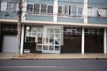 Apartamento para alugar com 141m², 3 quartos e 1 vagaFachada e portaria