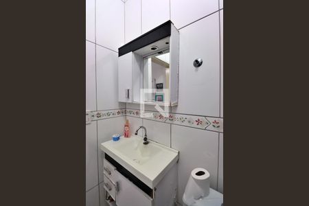 Casa à venda com 125m², 3 quartos e 2 vagasBanheiro da Edícula