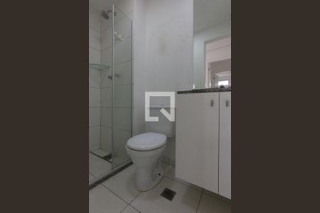 Apartamento para alugar com 66m², 2 quartos e 2 vagas Apartamento para alugar com 66m², 2 quartos e 2 vagasBanheiro