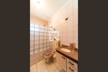 Banheiro de casa para alugar com 4 quartos, 280m² em Parque das Nações, Santo André