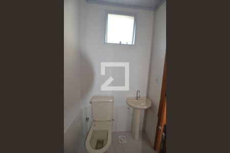 Banheiro de kitnet/studio para alugar com 1 quarto, 29m² em Santana, Porto Alegre