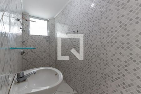 Banheiro de apartamento para alugar com 1 quarto, 56m² em Vila Maria Baixa, São Paulo