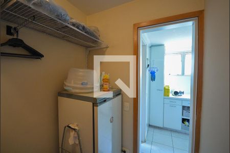 Apartamento à venda com 270m², 3 quartos e 4 vagasQuarto de Serviço