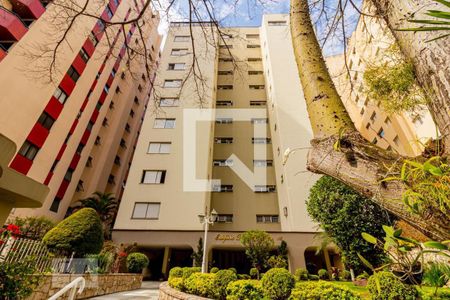 Apartamento à venda com 270m², 3 quartos e 4 vagasFachada