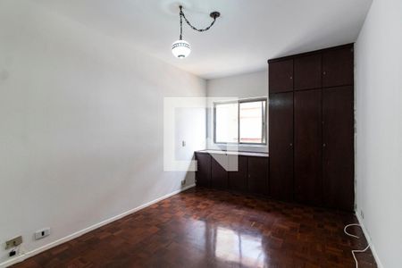 Apartamento para alugar com 130m², 3 quartos e 1 vagaSuíte