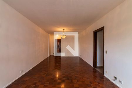 Apartamento para alugar com 130m², 3 quartos e 1 vagaSala