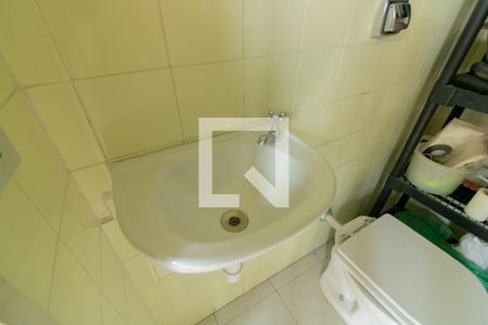 Apartamento à venda com 102m², 3 quartos e 1 vaga Apartamento à venda com 102m², 3 quartos e 1 vagaBanheiro de Serviço